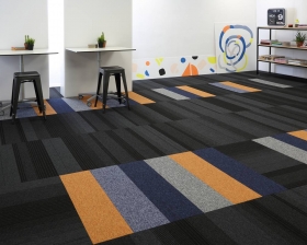 balance-echo-carpet-planks-tufted-loop-pile-grey-studio-00077